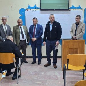 لجنة متابعة الامتحانات في رئاسة الجامعة تتابع سير امتحانات الفصل الدراسي الأول في كلية الزراعة .