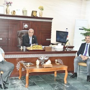 عميد كلية الزراعة يستقبل مدير المركز الإرشادي الزراعي فرع ديالى.