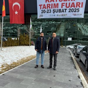 Two professors from the College of Agriculture participate in the Turkish Agriculture Exhibition in the city of Kayseri.